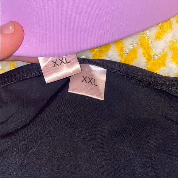 bikini - Picture 2 of 2